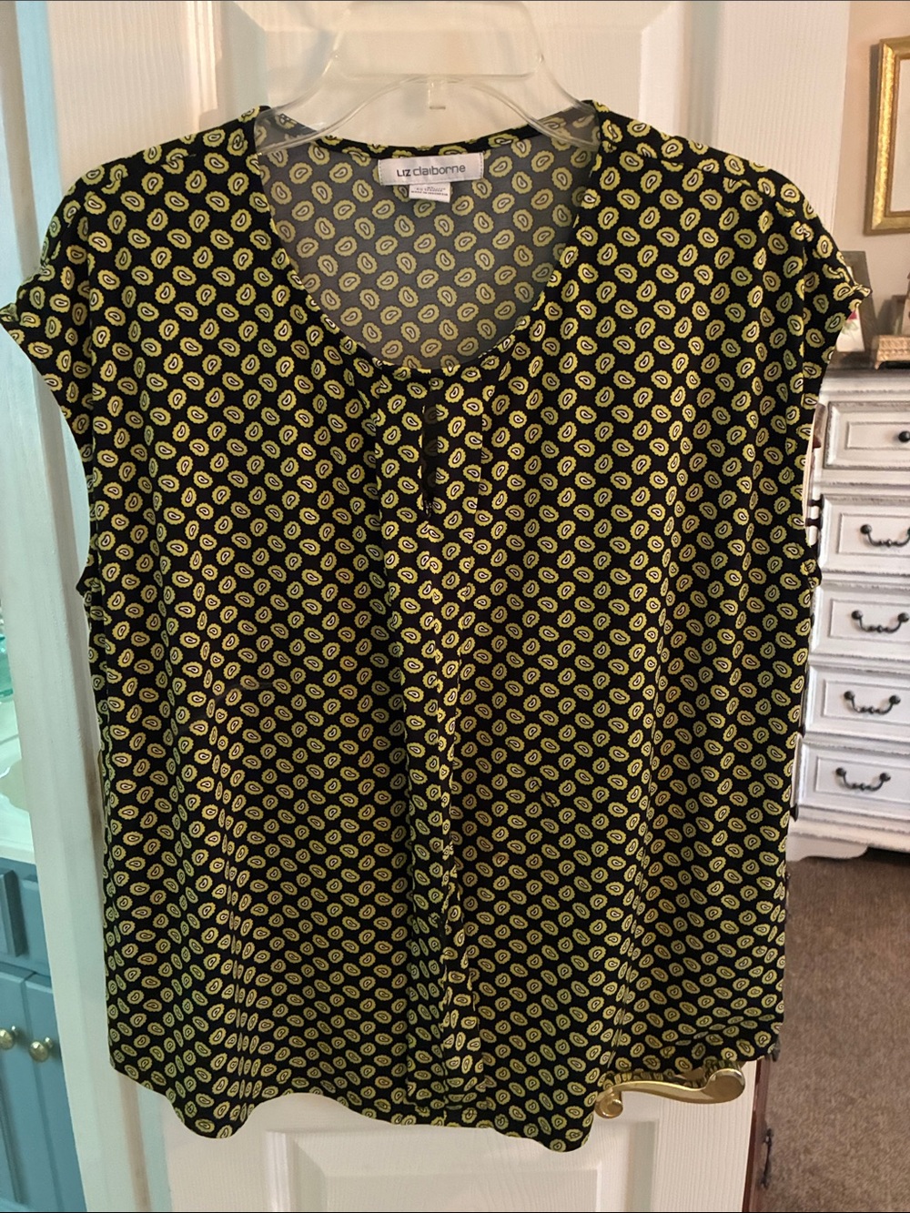 Liz Claiborne Black Top with Yellow Dot Paisley Print SZ XL